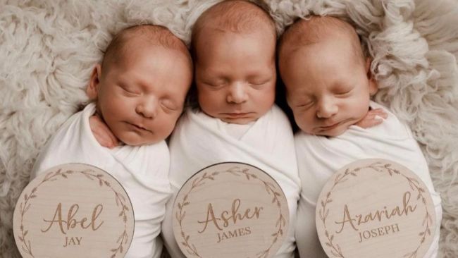 Abel, Asher and Azariah Lindsay. Identical triplet boys