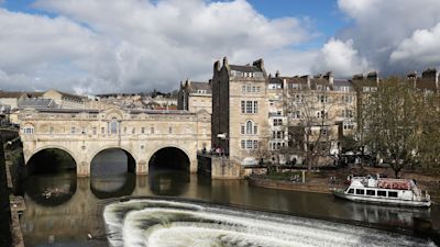 Picture of the Pulteney Bridge over the River Avon, Bath