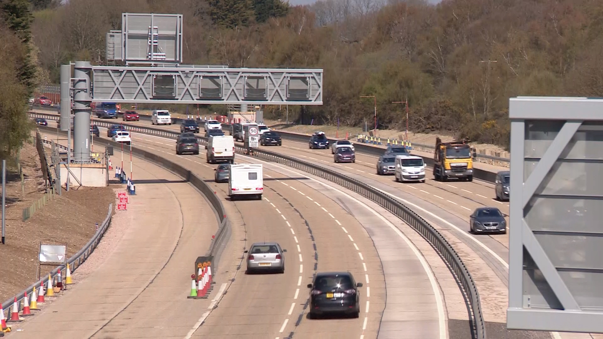 m27-smart-motorway-works-now-won-t-be-finished-until-spring-2022-itv