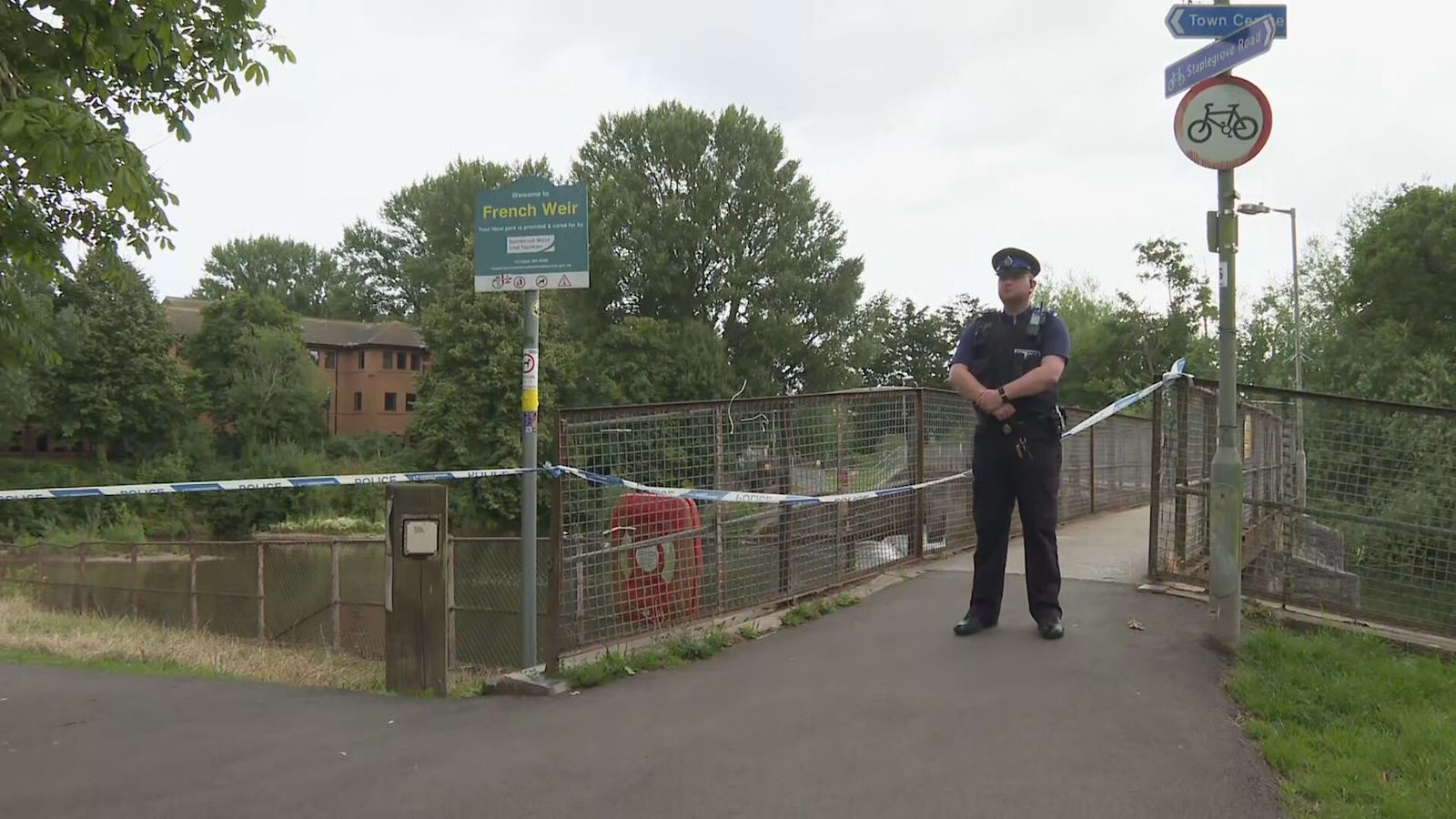 Three arrested in Taunton after body of a man is found in park | ITV ...