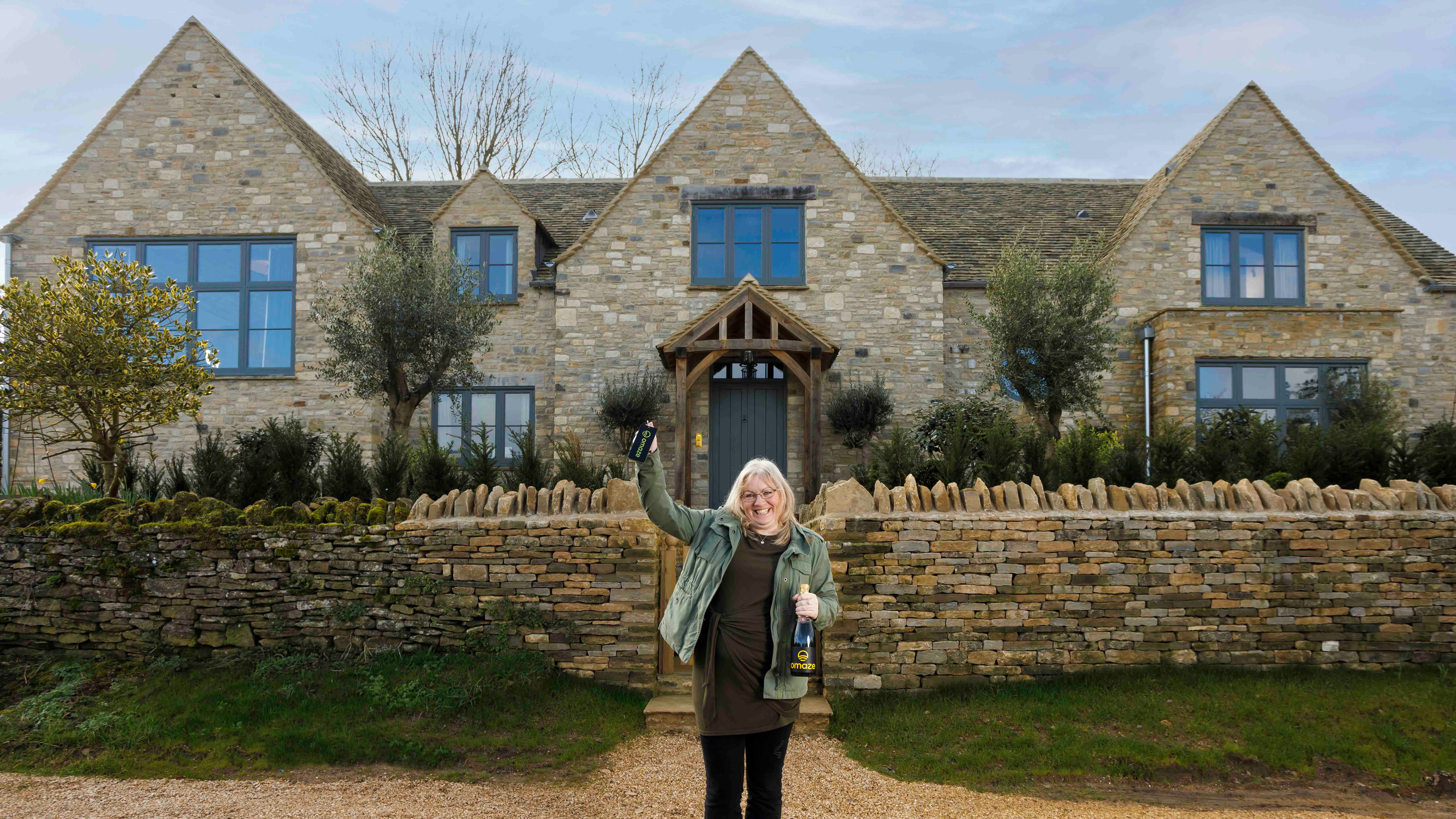 Essex Mum Wins £3m Luxury Cotswolds Family Home In Omaze Prize Draw ...