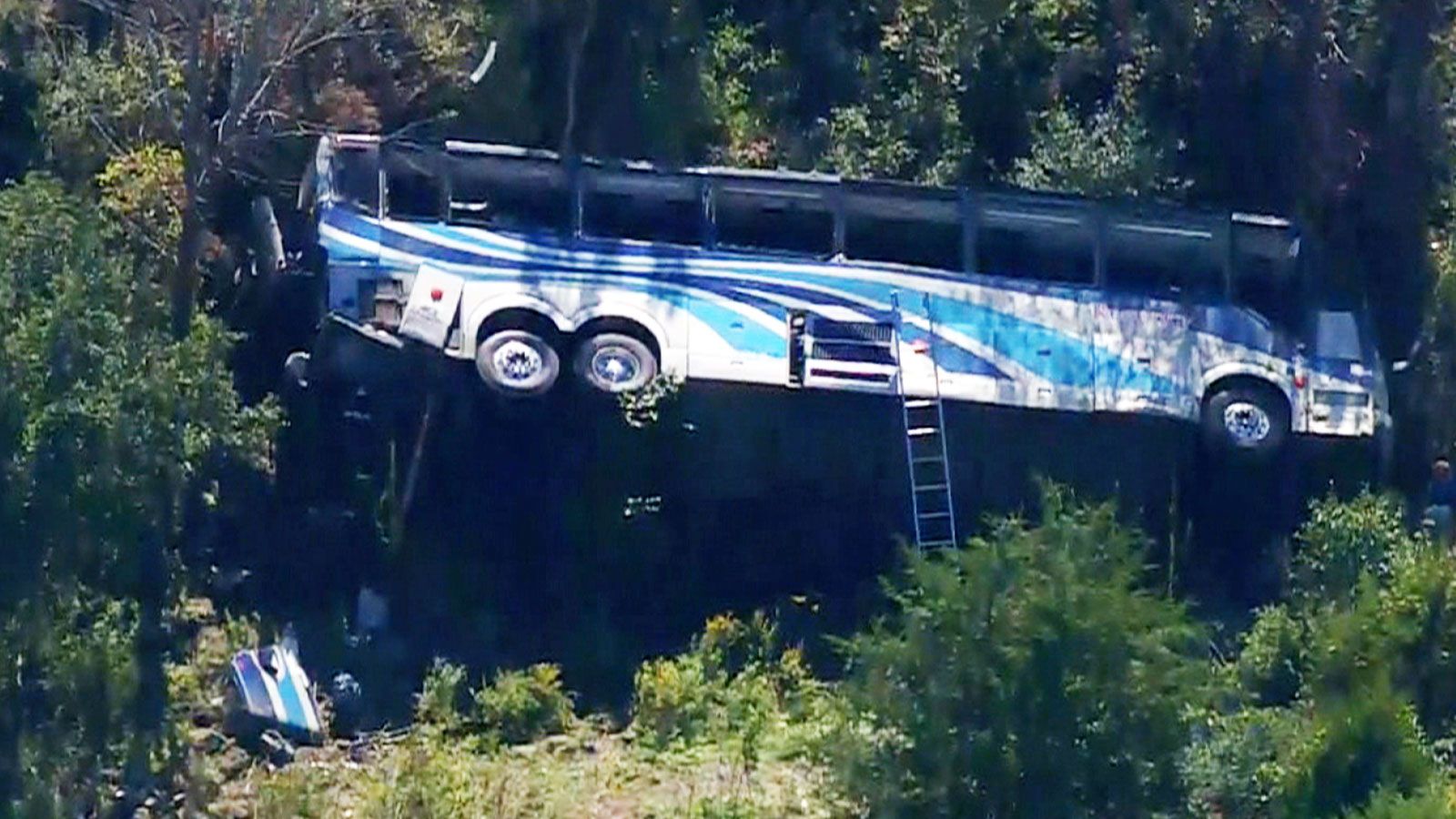 One Dead In 'horrific' Bus Crash Carrying Children To Band Camp In US ...