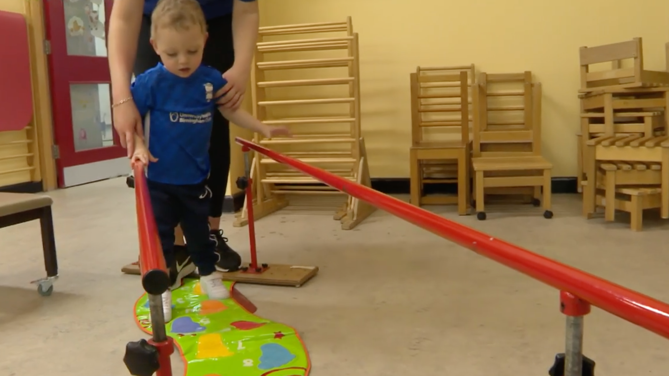 https://www.itv.com/news/central/2022-02-15/boy-whose-parents-told-hed-never-walk-squeals-with-joy-as-he-takes-first-steps