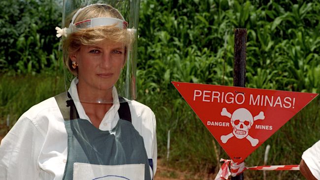 Princess Diana visited Angola with the Halo Trust in 1997