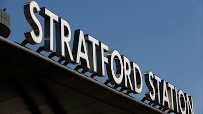 Stratford was Britain’s busiest railway station in the past year, new figures show.
The Office of Rail and Road (ORR) said an estimated 14.0 million passengers travelled through the east London station in the year to the end of March.
Stratford is a key interchange, enabling people to connect with other transport routes.
Passenger numbers across Britain dropped by 78% over the 12-month period due to the coronavirus pandemic.
It is the first time in 17 years that Waterloo was not the most-used station in the annual figures.
Just 12.2 million people used the station in 20220/21, down from 86.9 million a year earlier.
Six stations had no passengers, mainly due to services being suspended because of the virus crisis.
They were: Abererch, Gwynedd; Beasdale, Highland; Llanbedr, Gwynedd; Sampford Courtenay, Devon; Stanlow and Thornton, Cheshire; and Sugar Loaf, Powys.