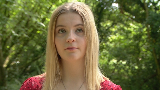 Woman, 19, with eating disorder relives ‘disaster’ of falling through mental health gap ITV
