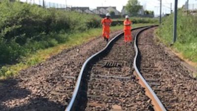 Buckled rails tweeted by Network Rail.
Credit: Network Rail