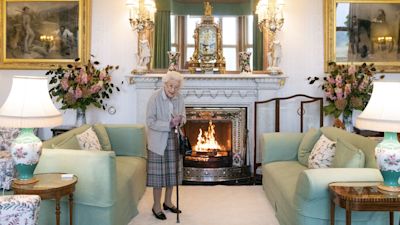 Queen Elizabeth II waits in the Drawing Room before receiving Liz Truss for an audience at Balmoral, Scotland, where she invited the newly elected leader of the Conservative party to become Prime Minister and form a new government. Picture date: Tuesday September 6, 2022.