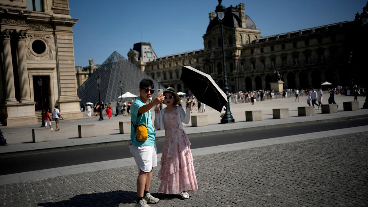 France records historic 44.3C as Europe heatwave leaves dozens dead