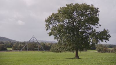 People will be able to picnic under the Pyramid Stage.