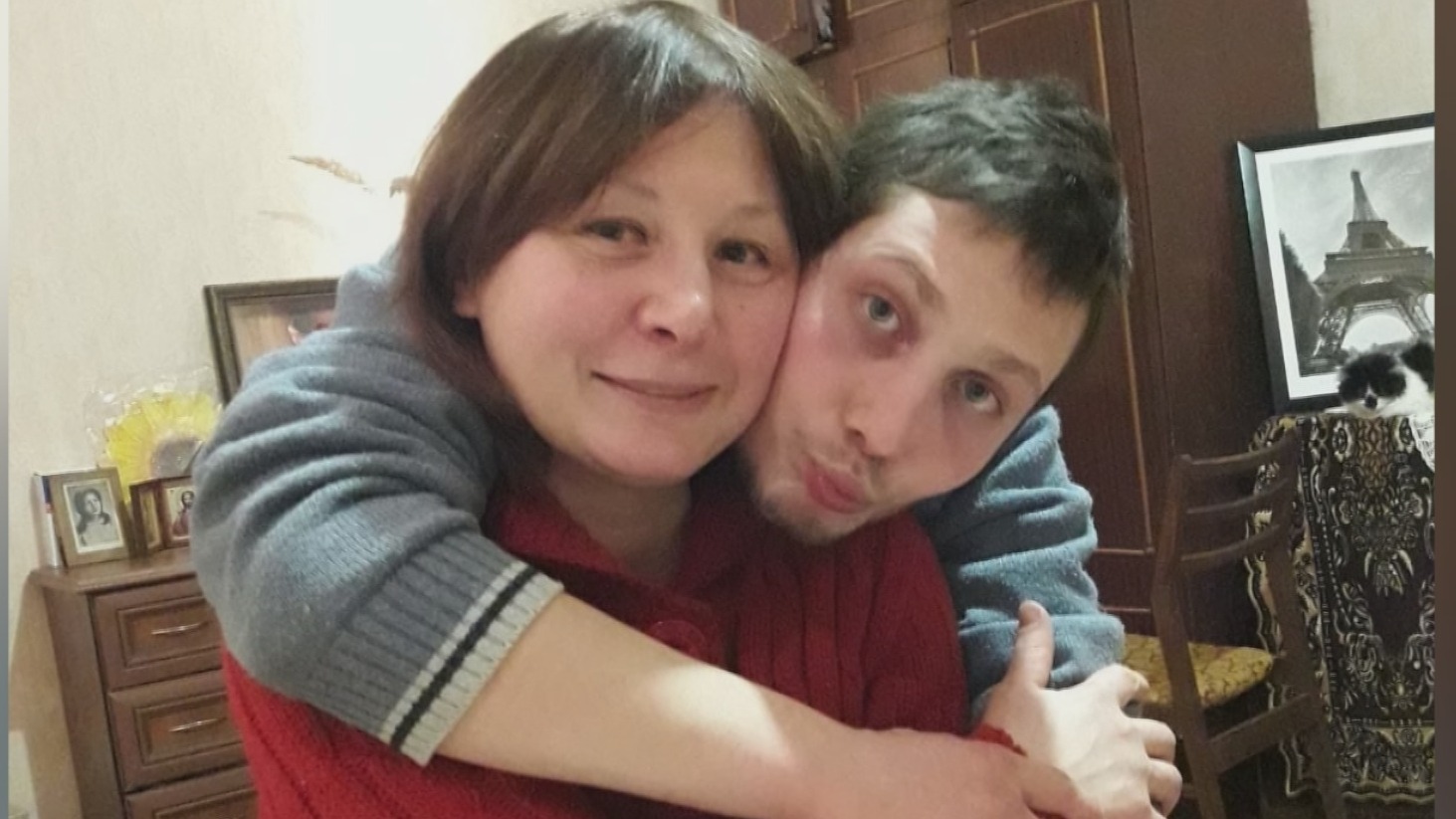 Surprise Phone Call Raises Ukrainian Mothers Hopes Shell See Son