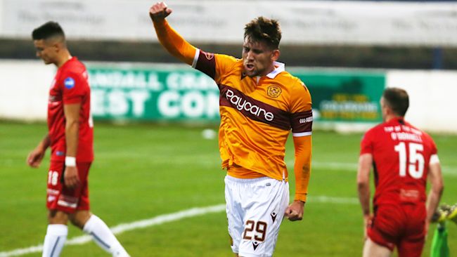 Motherwell led early on against Coleraine, but the Bannsiders gave them a run for their money in their Europa League second qualifying round game at the Showgrounds.