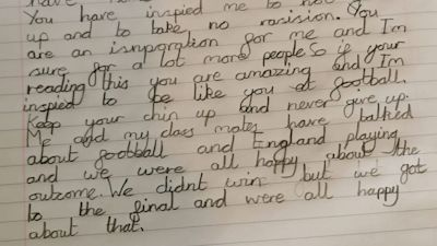 olly anderson. writes letter to his hero Saka to say keep your chin up and never give up