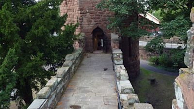 Chester walls