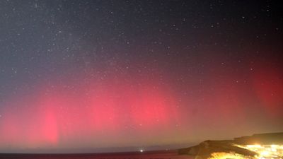 Best UK Travel Blogs | Travel Blogs To Read 9. Cornwall Northern Lights | Awe-Inspiring Aurora Views