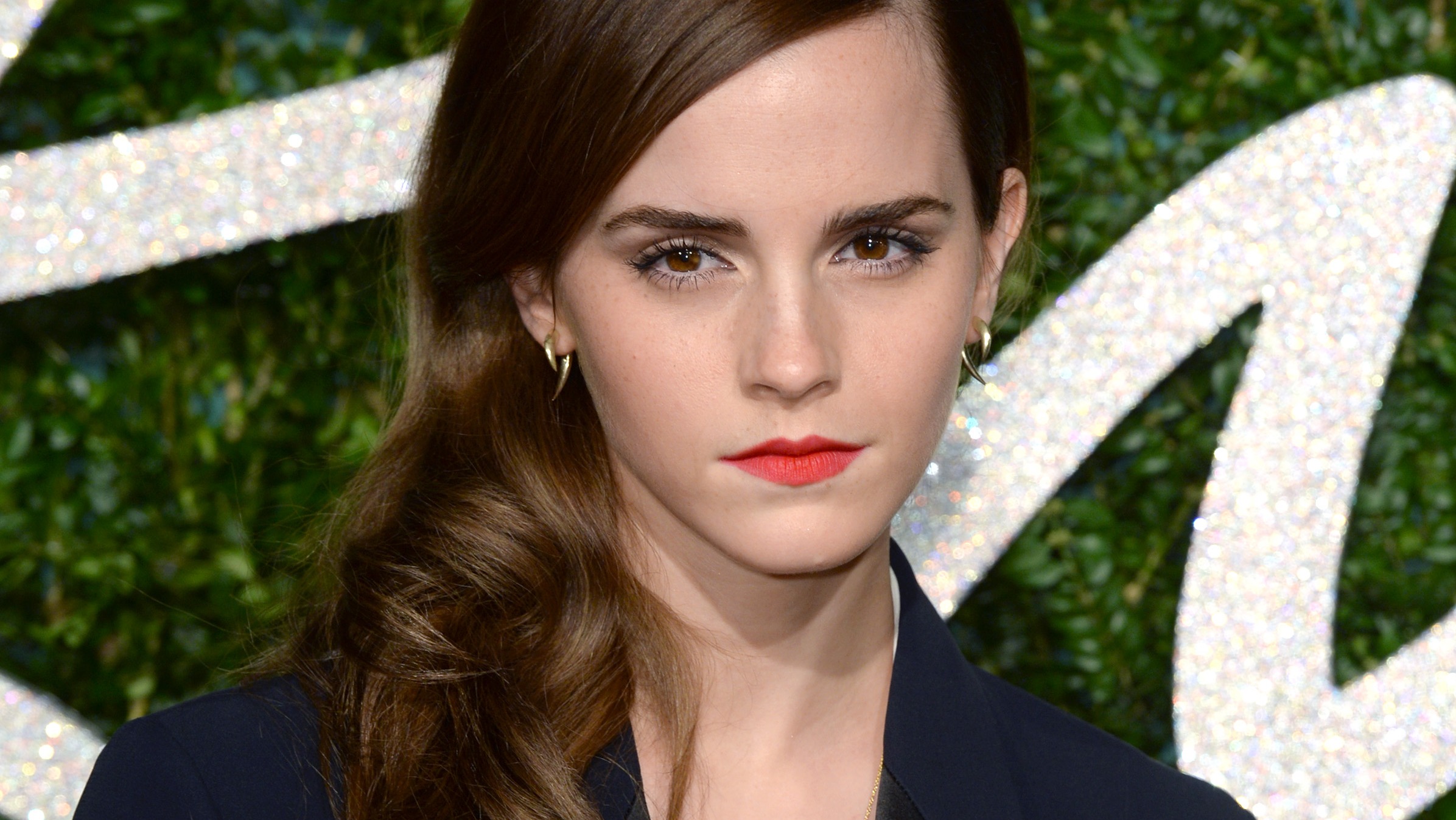 2392px x 1347px - Emma Watson 'raging' after nude photos hack threat | ITV News
