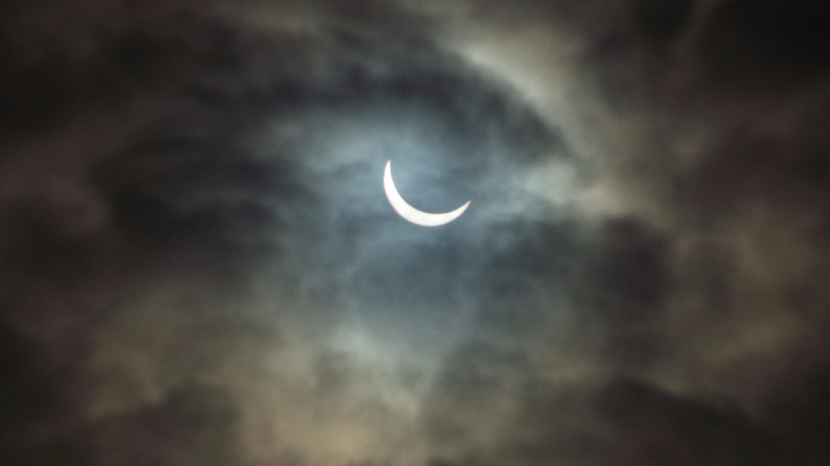 The Solar Eclipse: The best pictures from the Midlands | ITV News Central