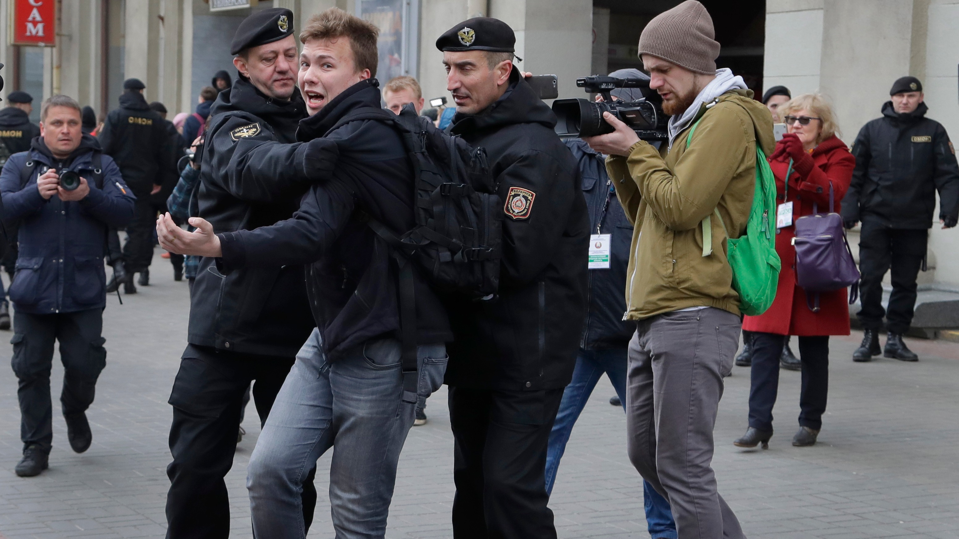 Roman Protasevich Who Is The Activist Arrested In Belarus After Authorities Forced His Flight To Land Itv News