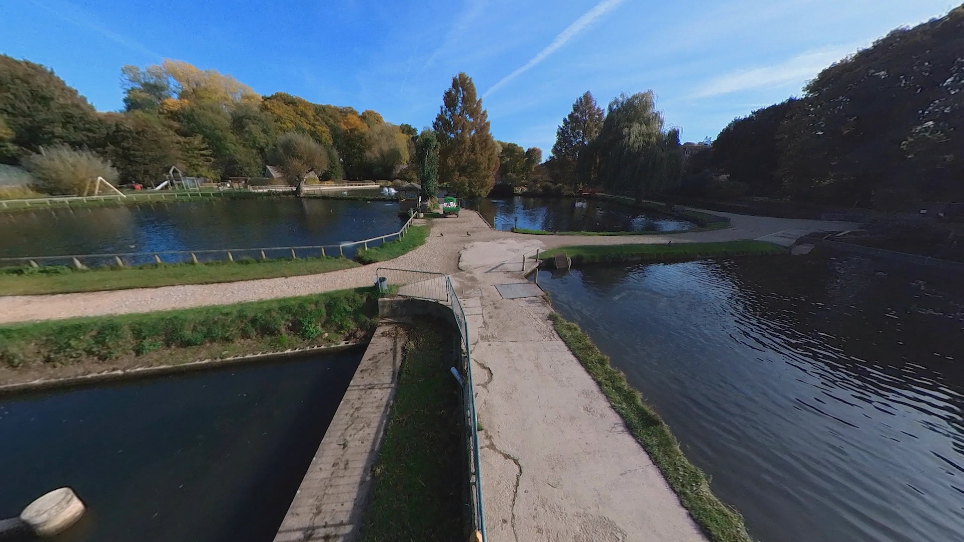 UK's oldest trout farm in Bibury loses 25,000 fish due to low water