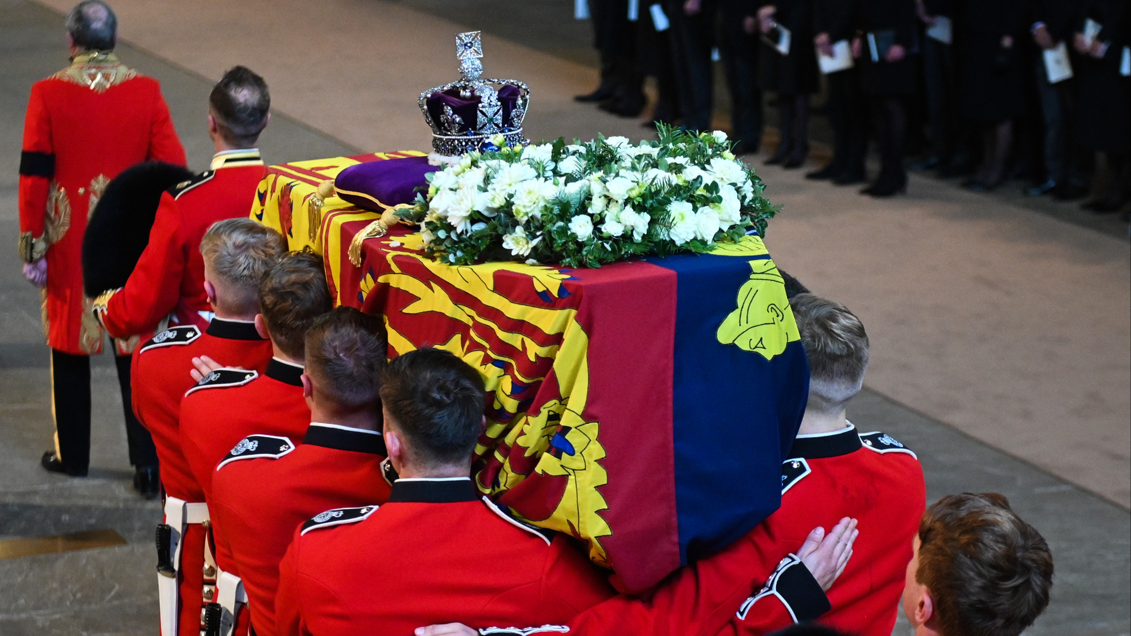 where-can-i-watch-the-queen-s-funeral-in-the-north-west-itv-news-granada