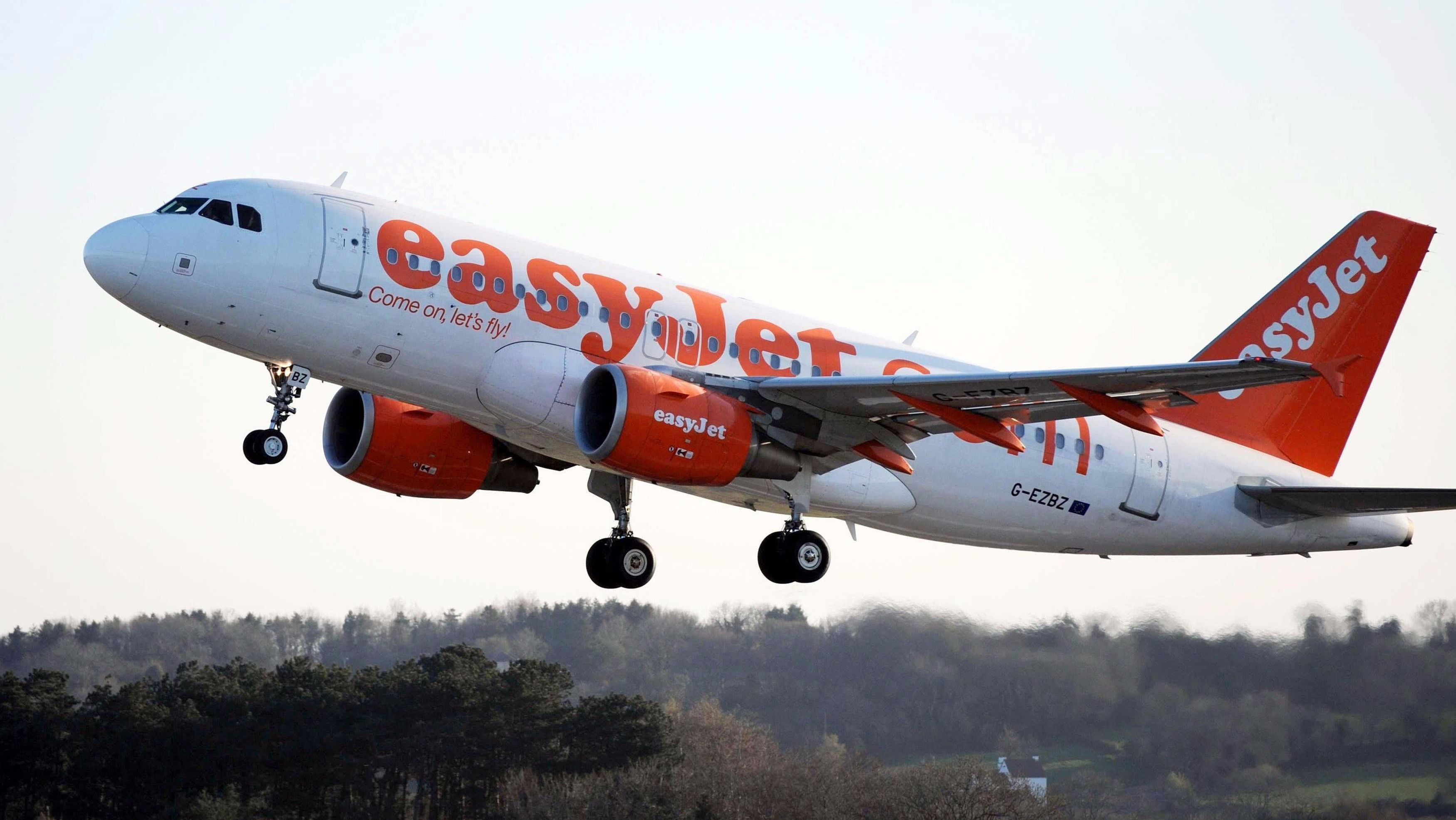 turbulence-on-easyjet-flight-from-gatwick-breaks-crew-member-s-ankle