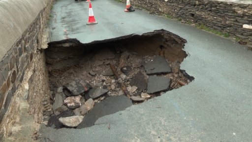 Shock as large sinkhole opens up in North Devon main road | ITV