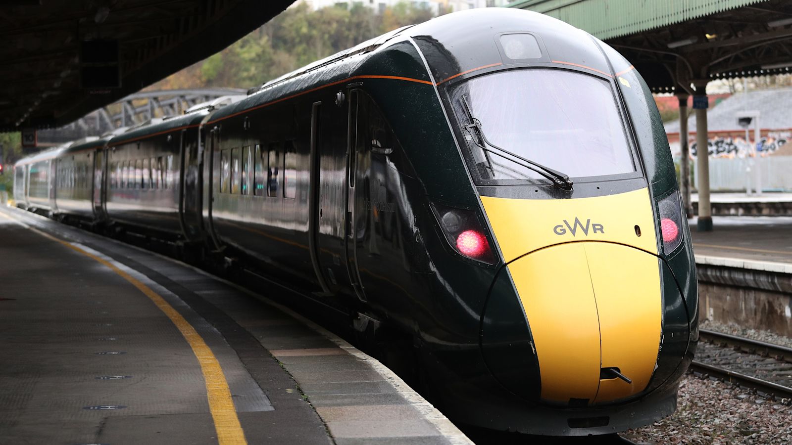 Rail strikes continue to cause severe disruption across South West ...