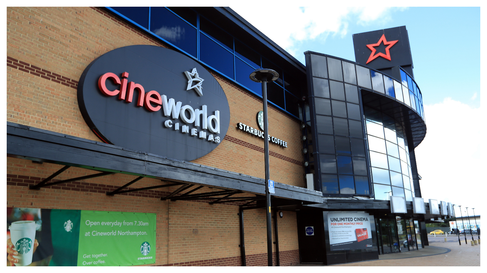 cineworld-preparing-to-file-for-bankruptcy-after-slow-post-pandemic