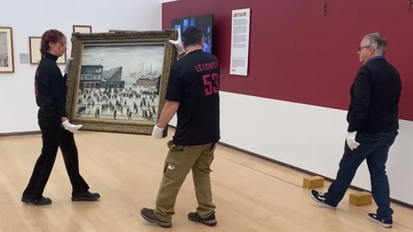 LS Lowry Painting Going To The Match Returns To Salford Gallery For ...