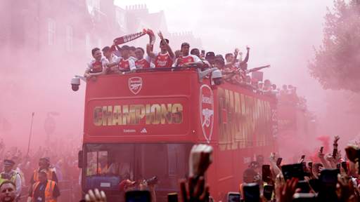Massive turnout for Arsenal parade as dozens require rescue from high places