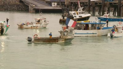 French fishermen blockade Jersey's harbour in protest over fishing rights. 