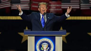Trump offers $5,000 to voters as he fights to keep control of Texas and Congress