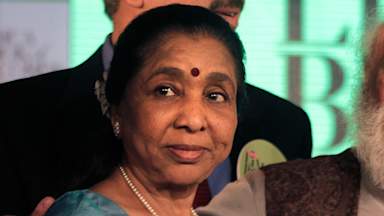 Bollywood singer Asha Bhosle dies at 92