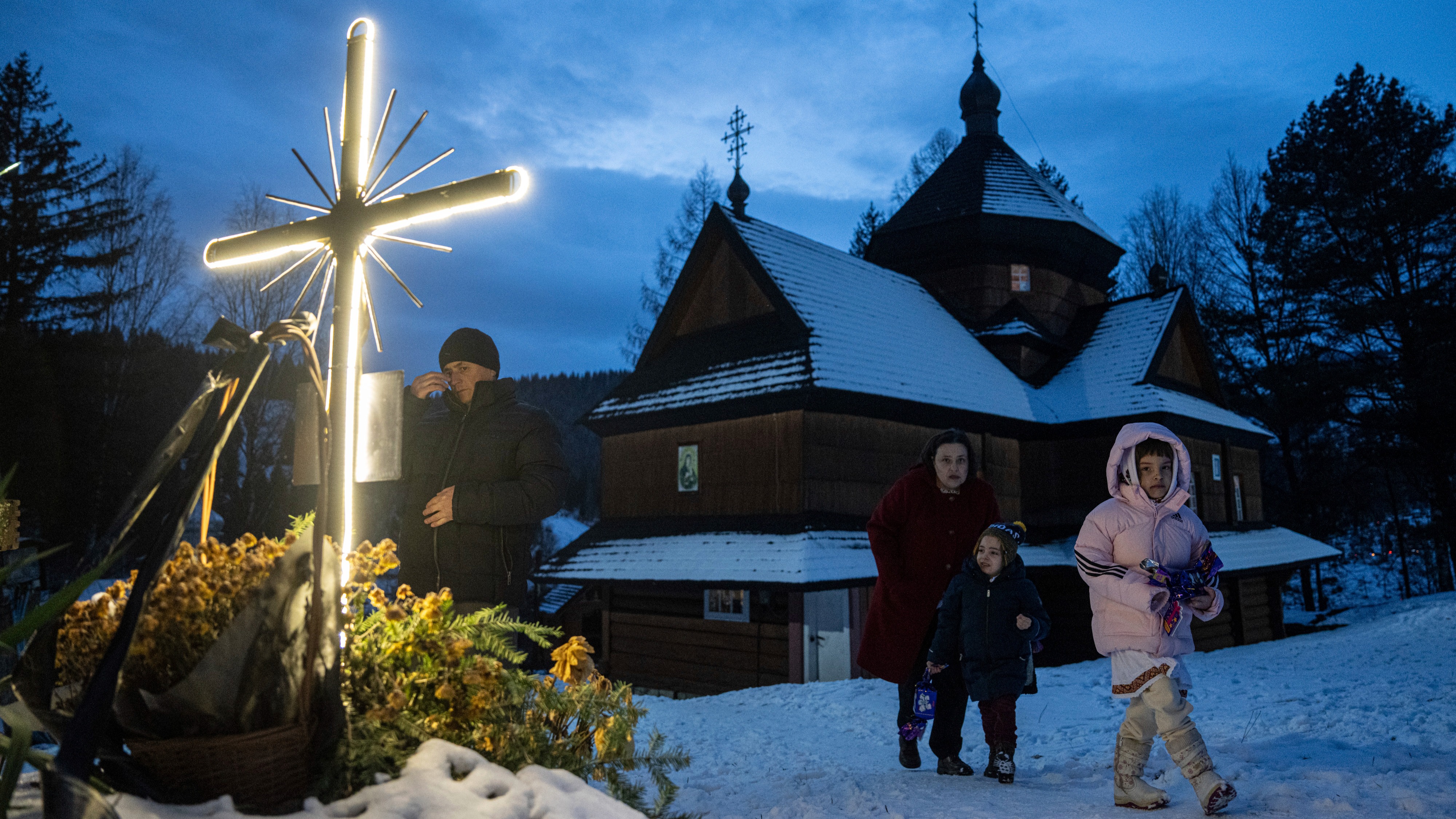 Ukraine Celebrates Christmas On December 25 For The First Time Amid   AP23358604870039 