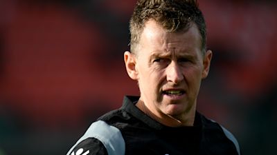221122 Nigel Owens