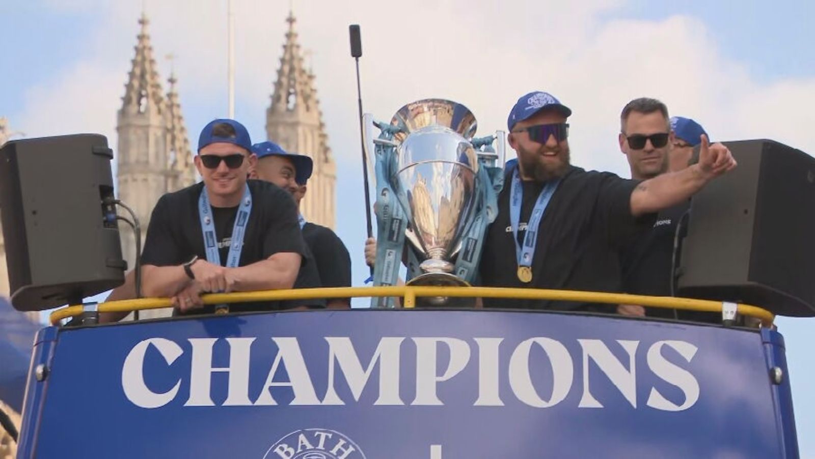 Bath Rugby celebrate historic treble with bus tour through city | ITV ...
