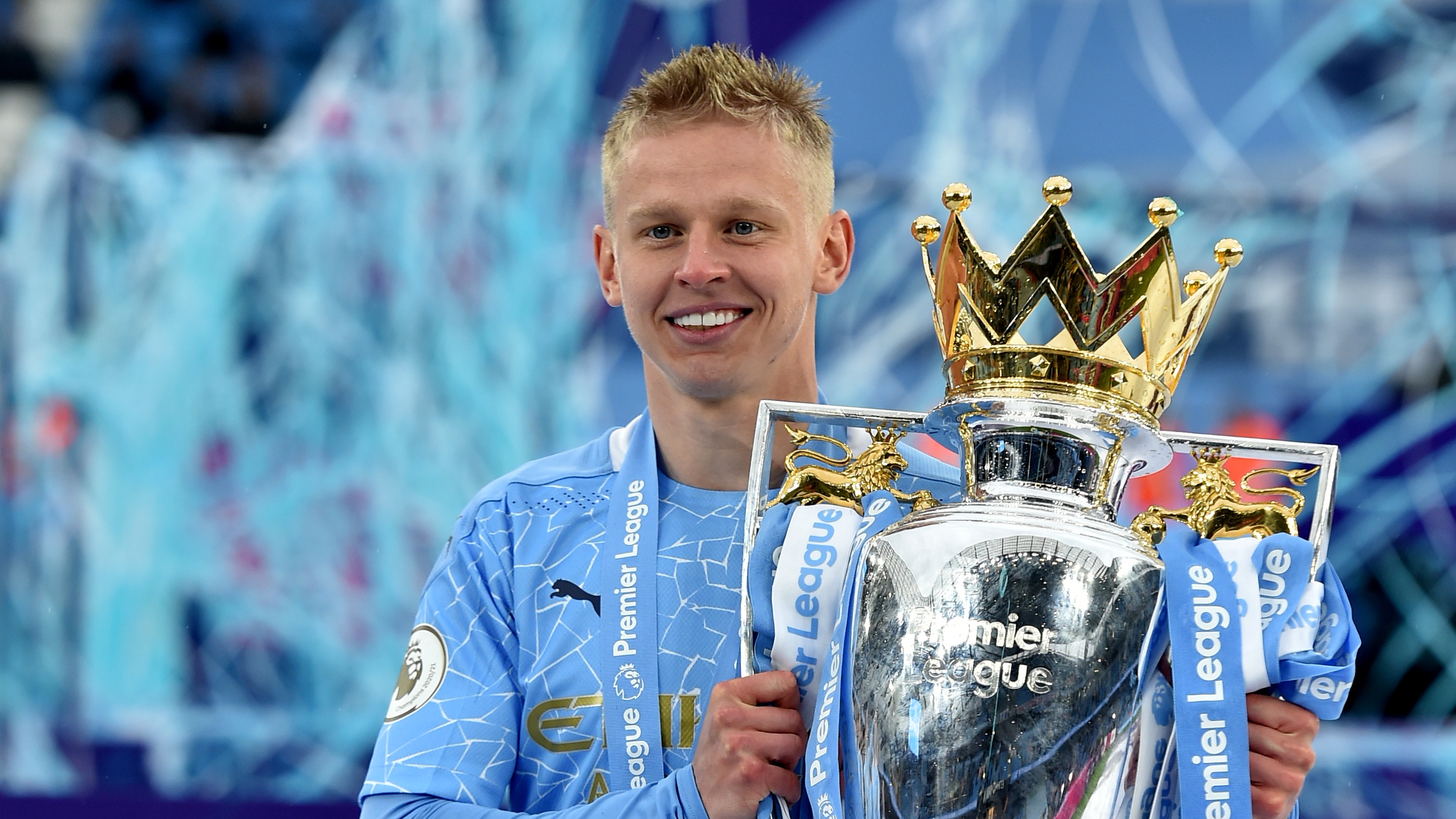 Fans accuse Man City stars of 'bullying Zinchenko like a little