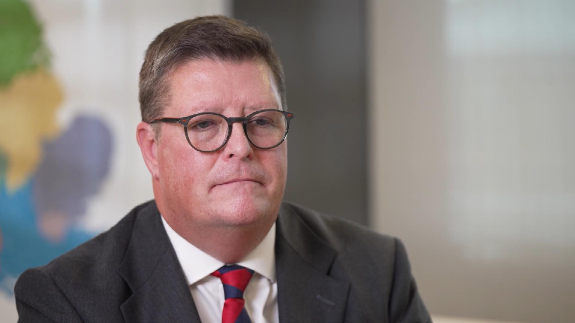 Ofsted chief backs Australia-style social media ban for children