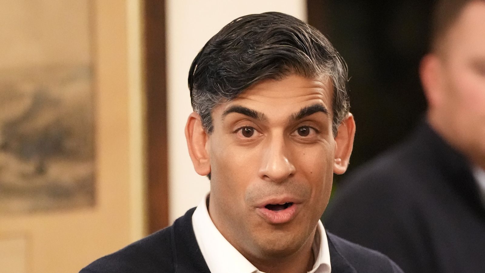 Roma Rishi Rishi Sunak criticised for diverted RAF plane to fly to Rome from the ...