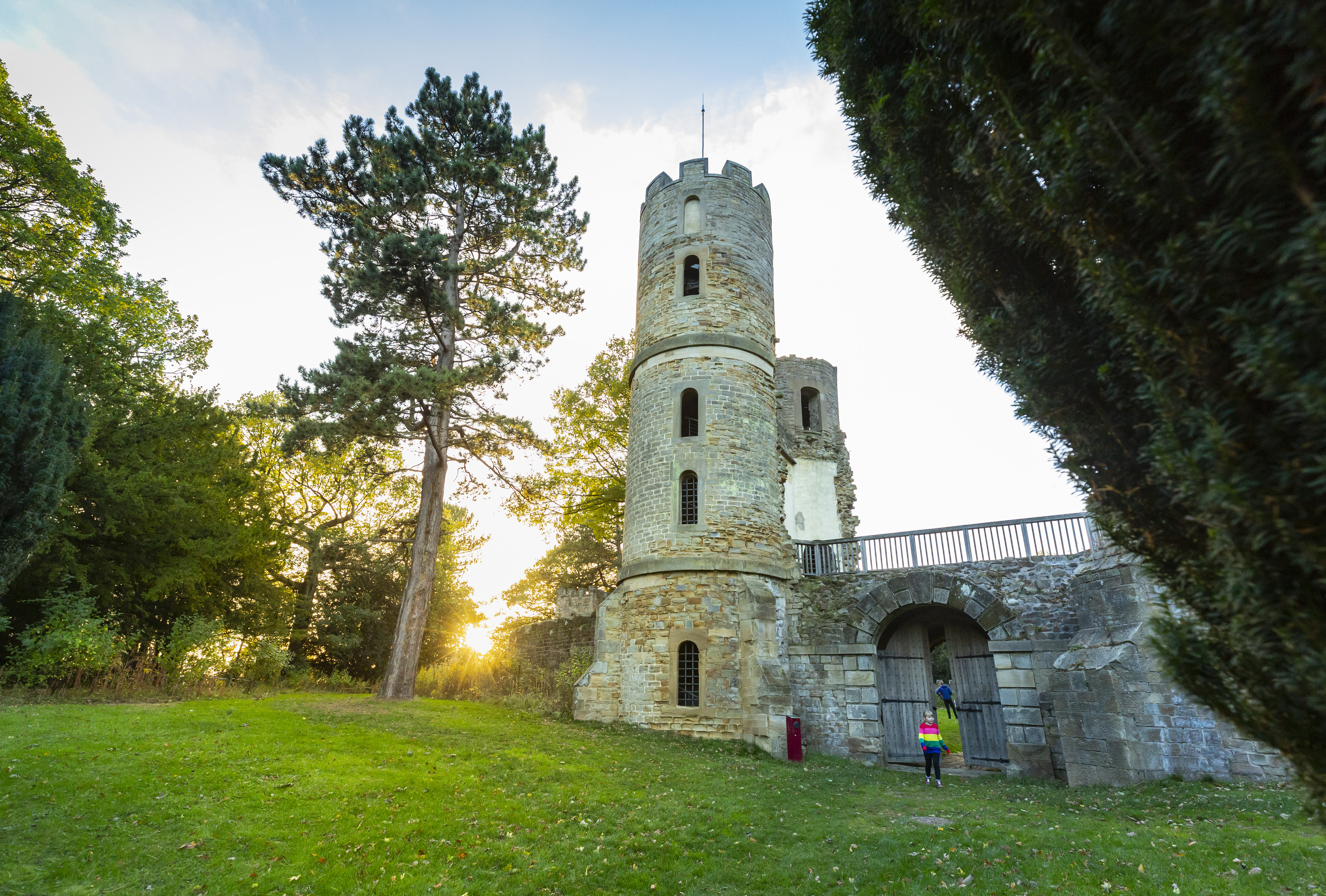Conservation work to restore Stainborough Castle in Barnsley gets underway | ITV News 