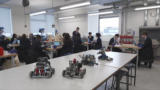 Credit: ITV News Anglia
Vauxhall Luton school children affected by factory closure.