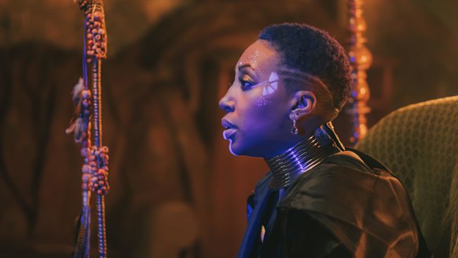 Manchester Rapper branching out on her own with her latest single 'Vibes'