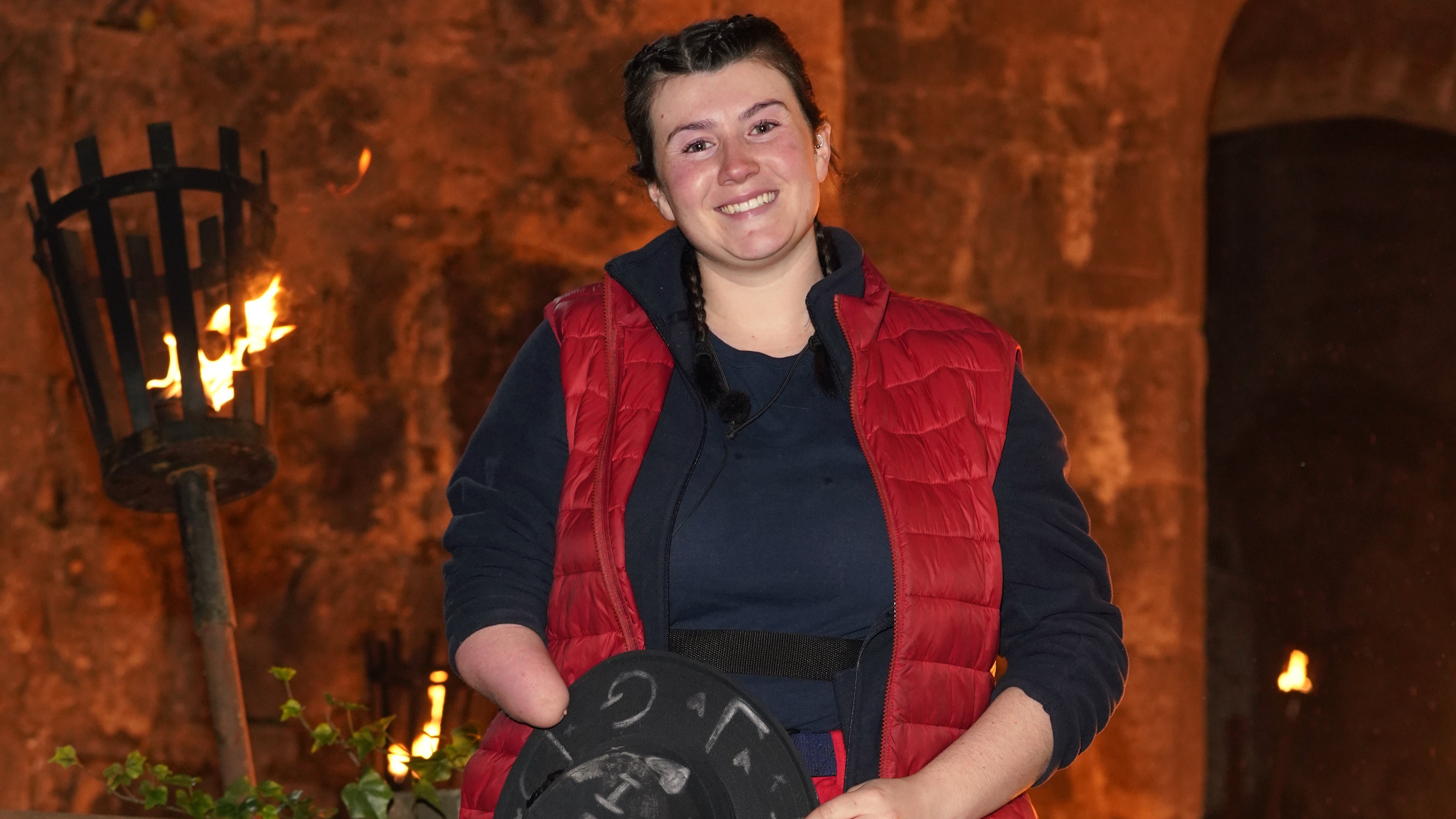 i m a celebrity first campmate to leave castle hollie arnold says that she didn t want to leave the show itv news wales i m a celebrity first campmate to leave castle hollie arnold says that she didn t want to leave the show itv news wales