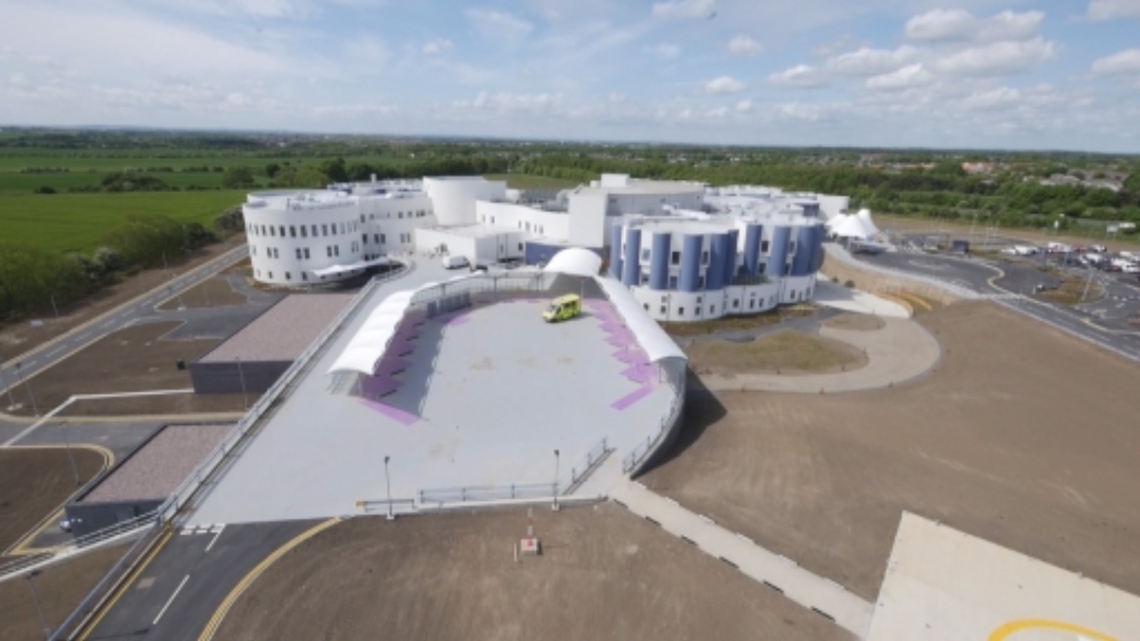 importedImage82651_12?fm=webp&fit=fill&w=830&h=466&q=80