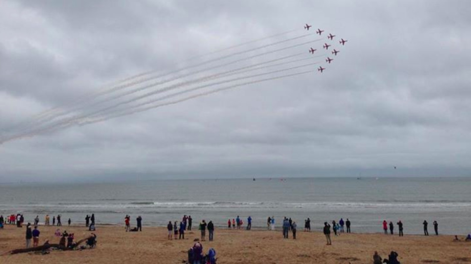 Thousands visit Wales National Air Show in Swansea ITV News Wales