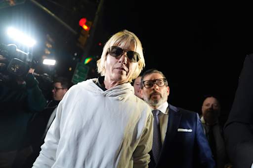 Selma Blair arrested after alleged assault on Delta flight