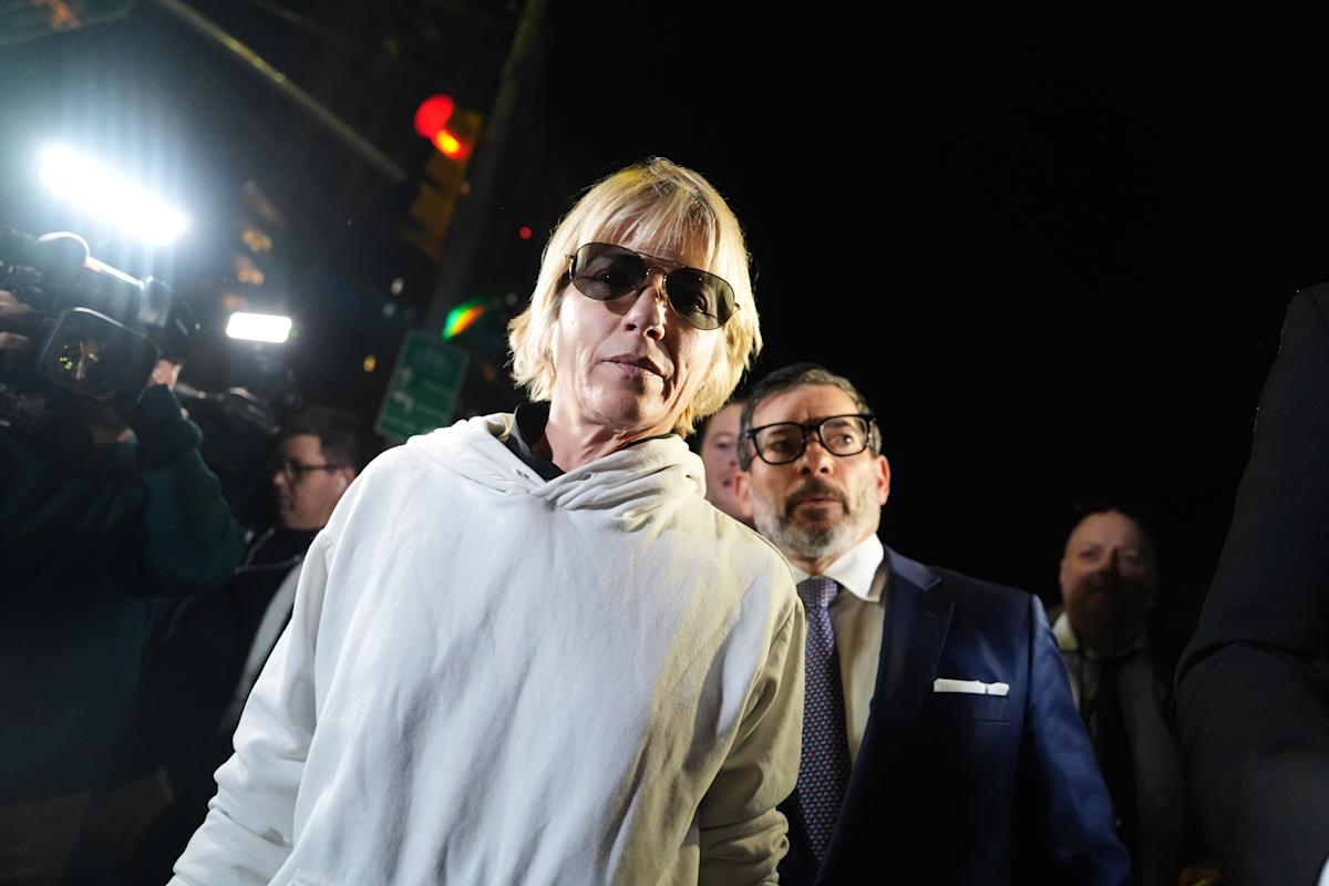 Selma Blair arrested after alleged assault on Delta flight