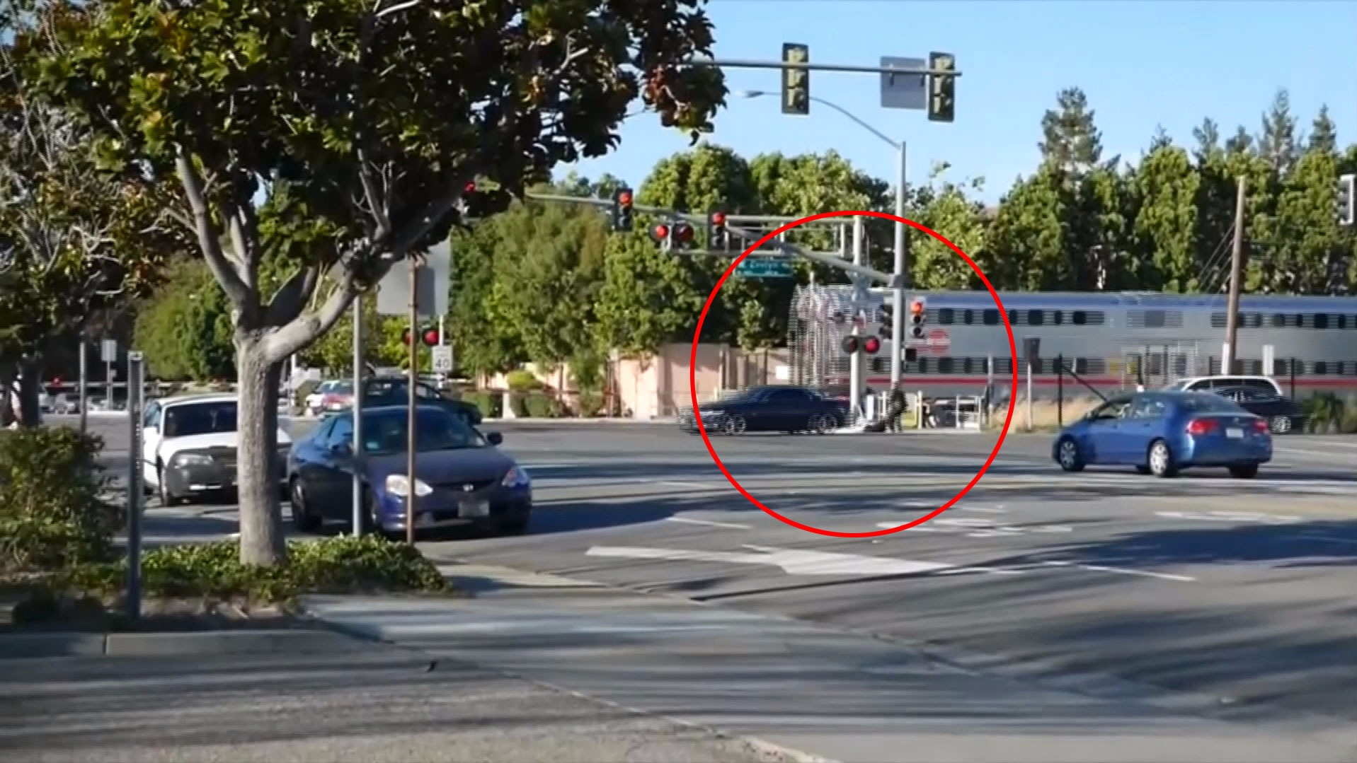 Police officer drags man to safety just seconds before train crashes ...