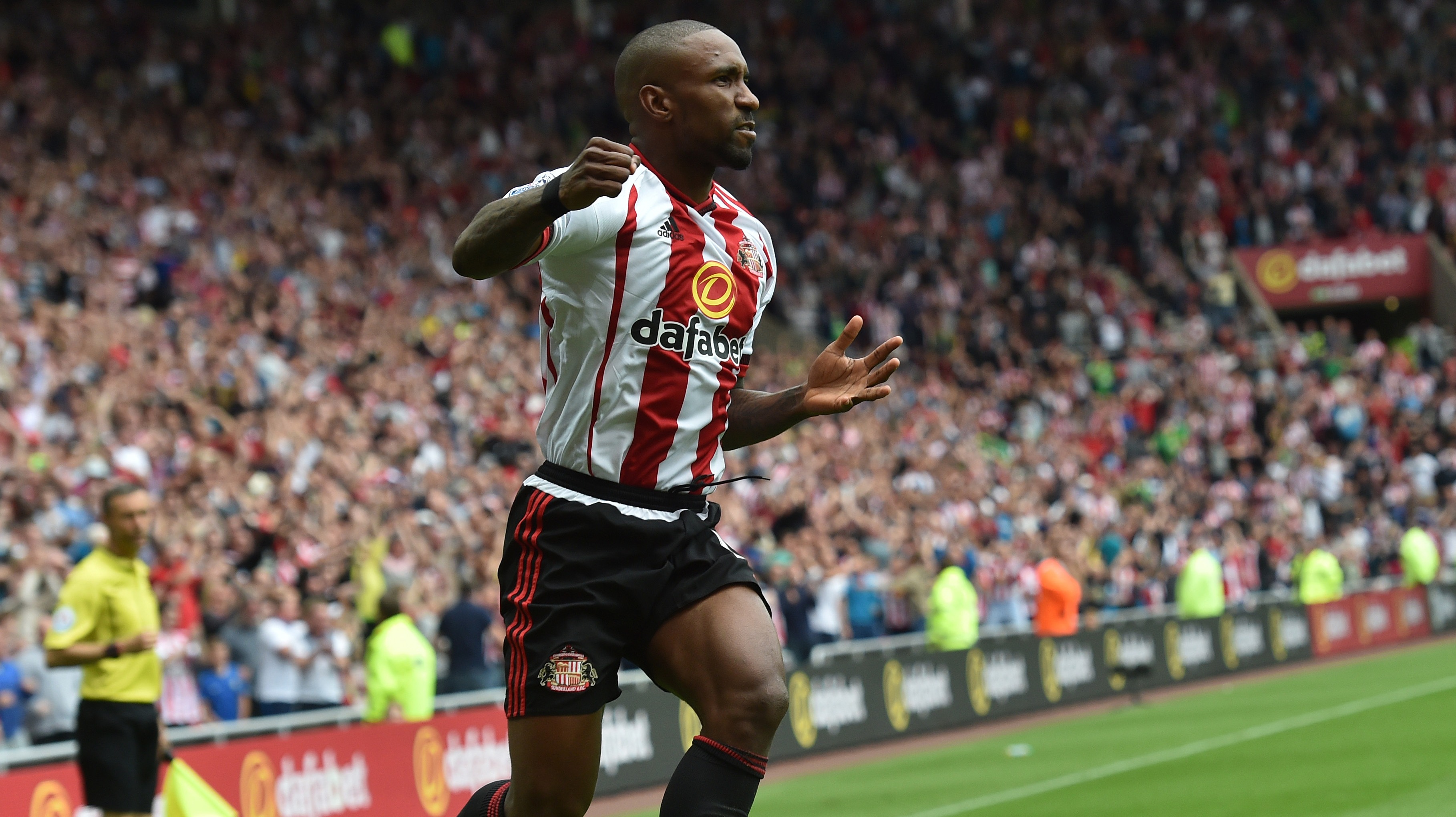 Sunderland Striker Jermain Defoe Advertises For Assistant To Stock 