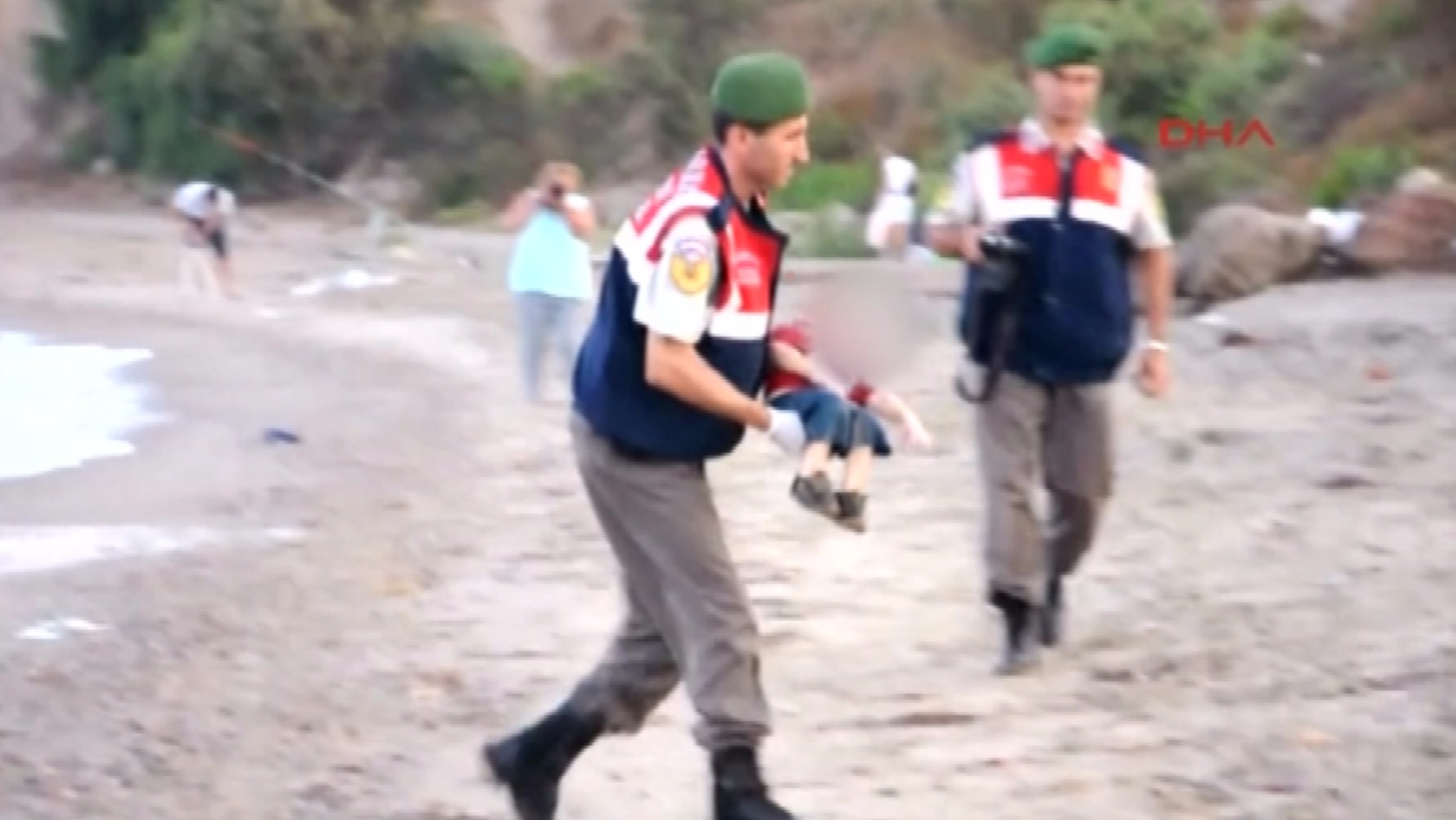 Distressing image of drowned Syrian boy sparks outcry over failure to